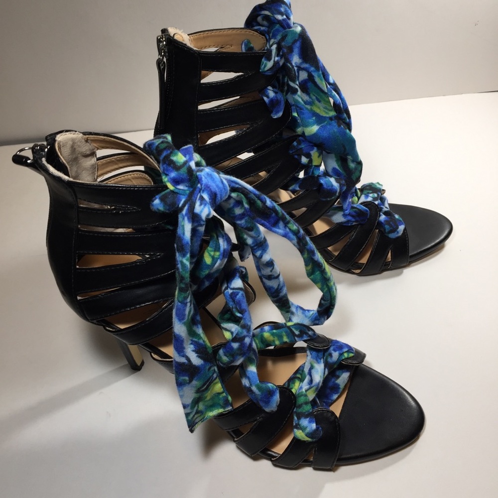 New Daya by Zendaya Sabina Sandals fabric heels